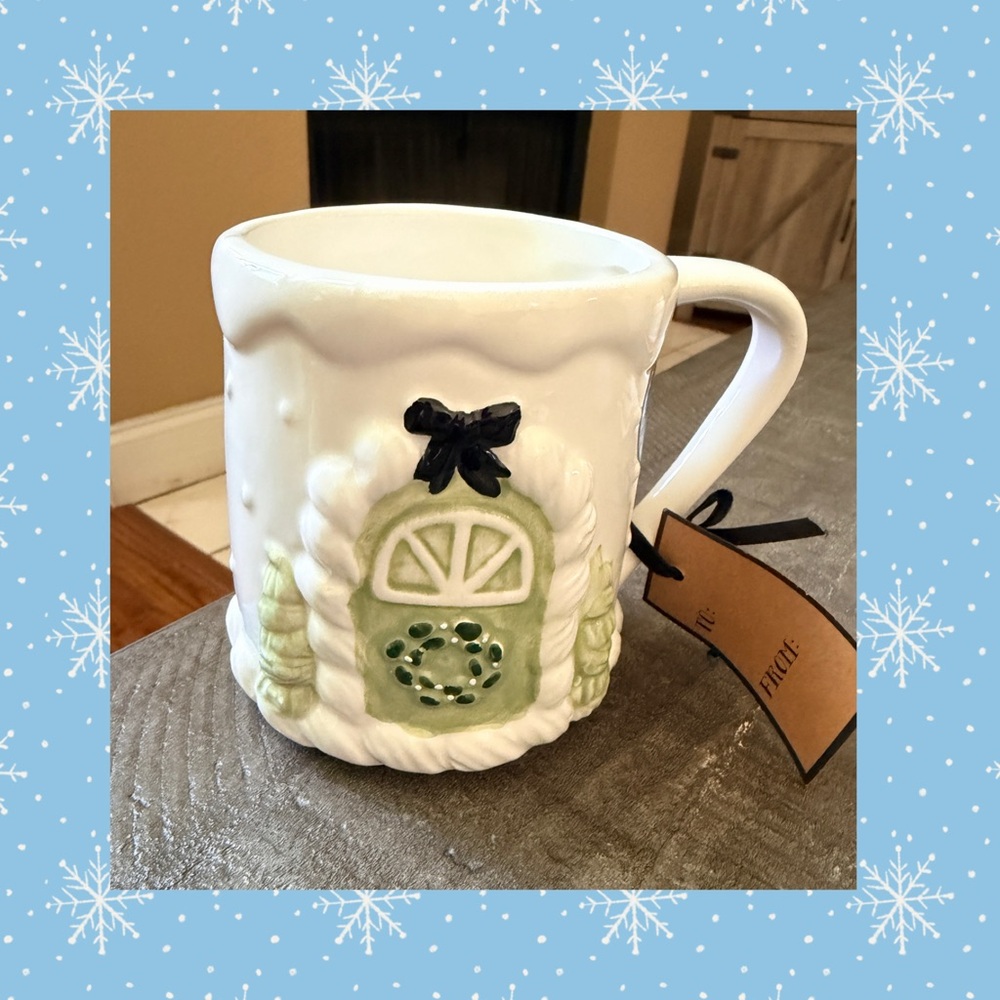 NWT Holiday House Mug